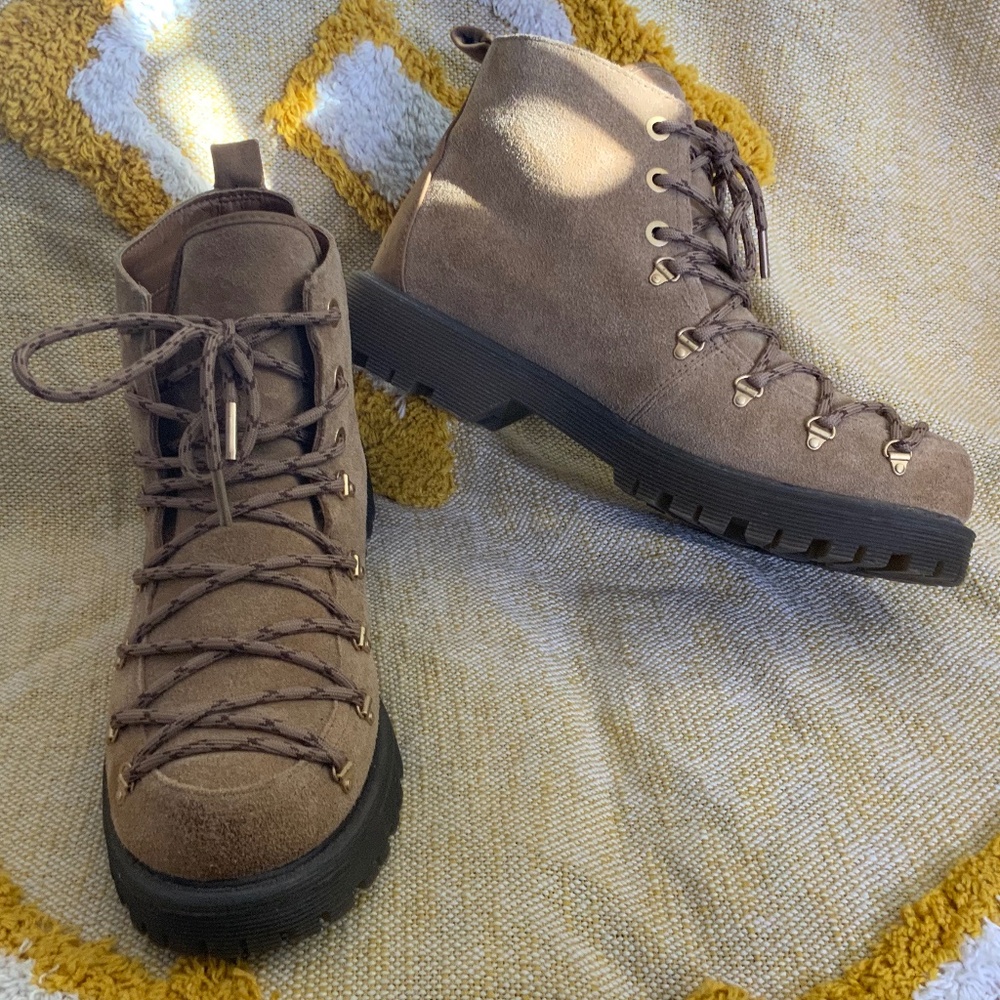 Circus by Sam Edelman Women's Combat Boots SIZE 9